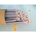 Crayon de couleur en bois